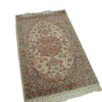 AHMEDANI Exclusive Medallion Flowers Area Rug Wool Silk Hand Knotted Carpet (4 x 2.6)'