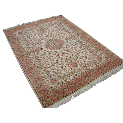Wow Ivory Medallion Vaas Rectangle Area Rug Hand Knotted Wool Silk Carpet (8 x 6)'