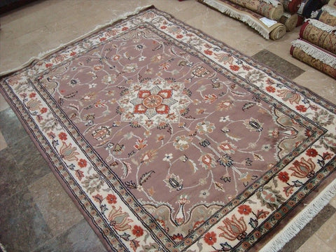 Awesome Floral Medallion Rectangle Area Rug Hand Knotted Wool Silk Carpet (6 x 4)'