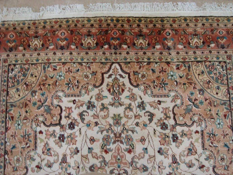 Awesome Aina Medallion Floral Oriental Area Rug Hand Knotted Wool Silk Carpet (9 x 6)'