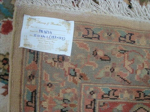 Chiraag Bunch Ivory Medallion Floral Rectangle Area Rug Hand Knotted Wool Silk Carpet (6 x 4)'