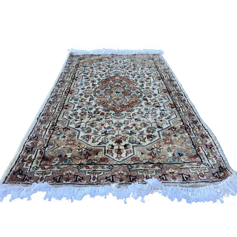 Al Ahmedani Linen Floral Medallion Rectangle Area Rug Hand Knotted Wonderful Design Wool Silk Home Decor Indoor Carpet (3.1 x 2.1)'