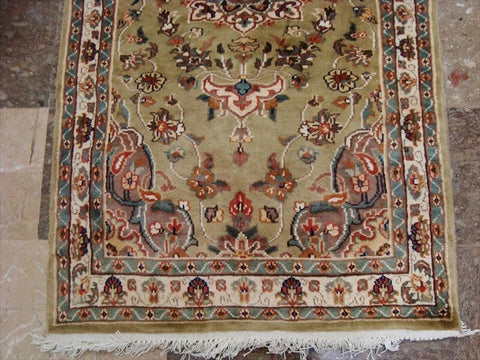 Exclusive Ivory Medallion Flowers Oriental Area Rug Hand Knotted Wool Silk Carpet (5 x 3)'