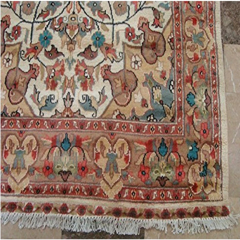 Exclusive Ivory Medallion Designed Rectangle Area Rugs Hand Knotted Wool Silk Carpet (6 x 4)'