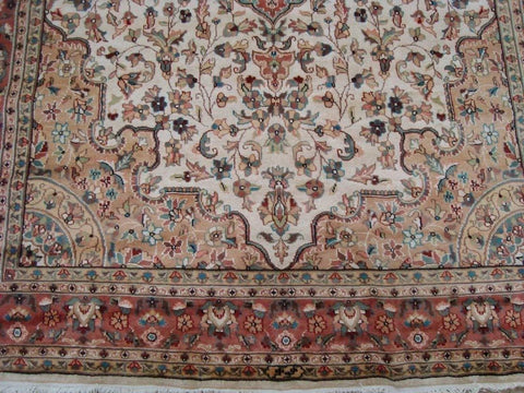 Awesome Aina Medallion Floral Oriental Area Rug Hand Knotted Wool Silk Carpet (9 x 6)'