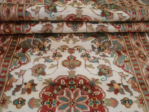 AHMEDANI Gorgeous Ivory Floral Medallion Wool Silk Hand Knotted Soft Hall Way Runner Rug (10.1 X 2.6)'