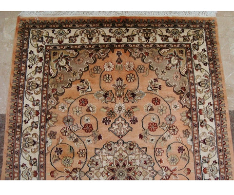 Awesome Floral Medallion Hand Knotted Oriental Area Rug Wool Silk Carpet (6 x 4)' by AHMEDAN