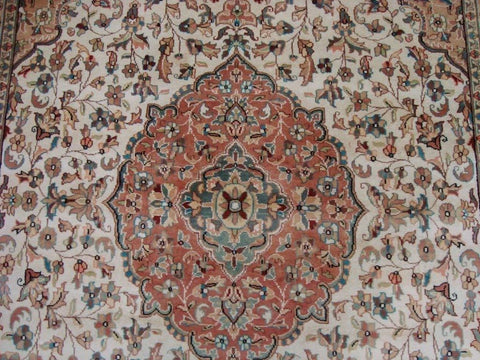 Awesome Aina Medallion Floral Oriental Area Rug Hand Knotted Wool Silk Carpet (9 x 6)'
