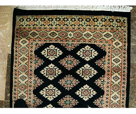 AHMEDANI Exclusive Black Jaldar Mahal Ivory Touch Hand Knotted Hall Way Runner Rug (8.0 X 2.6)'