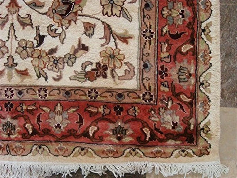 Kash Ivory Medallion Floral Gorgeous Designed Rectangle Area Rug Wool Silk Hand Knotted Carpet (6 x 4)'