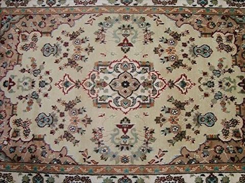 Exclusive Cream Ivory Touch Flower Lovely Area Rug Hand Knotted Wool Silk Carpet (6 X 4)'