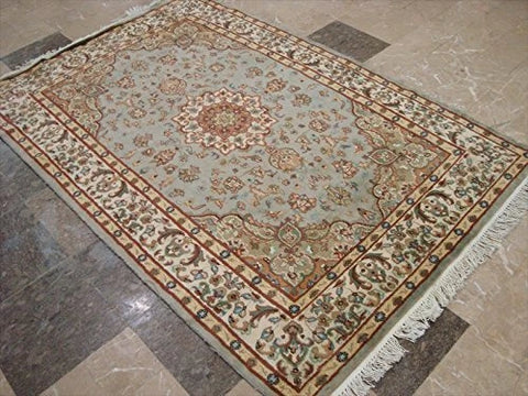 Awesome Exotic Grey Silver Floral Medallion Area Rug Hand Knotted Wool Silk Carpet (6 x 4)'