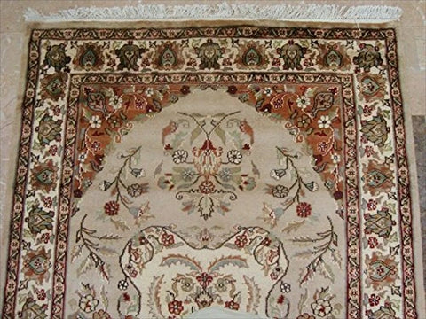 Awesome Ivory Medallion Flowers Rectangle Area Rug Hand Knotted Wool Silk Carpet (6 x 4)'