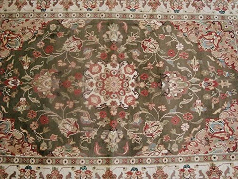 Exclusive Medallion Floral Green Hand Knotted Rectangle Area Rug (4 x 6)'