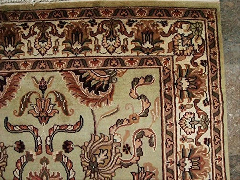 Light Green Ivory Touch Fine Area Rug Hand Knotted Silk Wool Carpet (6 x 4)'