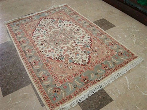 Ivory Medallion Flowers Exclusive Hand Knotted Home Decor Area Rug Wool Silk Carpet (6 x 4)'