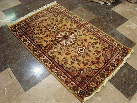 AHMEDANI Cream Ivory Touch Gorgeous Designed Rectangle Area Rugs Wool Silk Hand Knotted Carpet (4 x 2.6)'