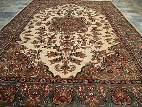Exclusive Amazed Sarafian Floral Rectangle Area Rug Hand Knotted Wool Silk Carpet (6 X 4)'