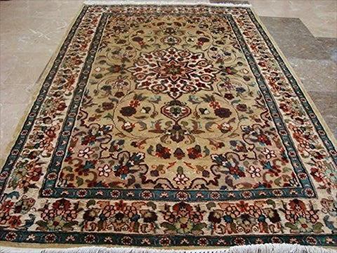 Beige Ivory Lovely Medallion Flower Area Rug Hand Knotted Wool Silk Carpet (6 X 4)'