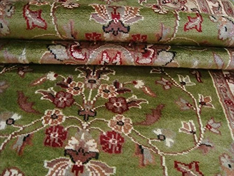 Exclusive Green Floral Kashan Soft Hand Knotted Hall Way Runner Rug (7.11 x 2.7)'