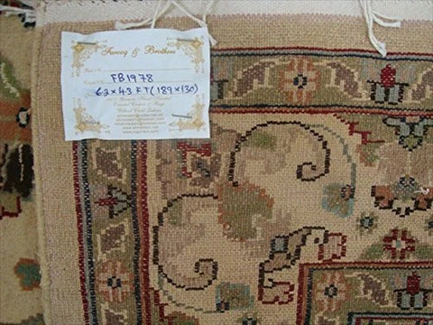 Awesome Ivory Medallion Flowers Lovely Area Rug Hand Knotted Wool Silk Carpet (6 x 4)'