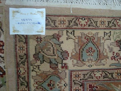 Awesome Ivory Medallion Flowers Rectangle Area Rug Hand Knotted Wool Silk Carpet (6 x 4)'