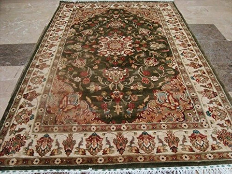 Exclusive Medallion Floral Green Hand Knotted Rectangle Area Rug (4 x 6)'