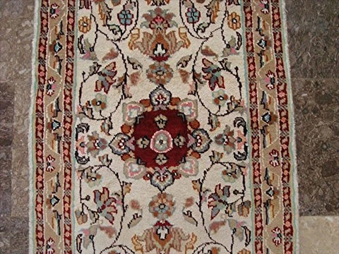 Love Ivory Floral Medallion Hand Knotted Runner Rug Wool Silk Carpet (6 x 2)'
