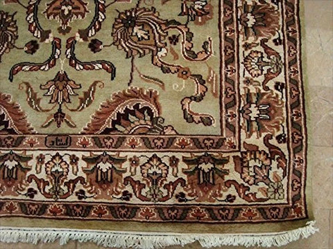 Light Green Ivory Touch Fine Area Rug Hand Knotted Silk Wool Carpet (6 x 4)'