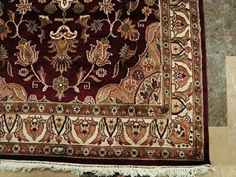 AHMEDANI Mehroon Ruby Red Exclusive Rectangle Area Rug Hand Knotted Wool Silk Carpet (6 X 4)'