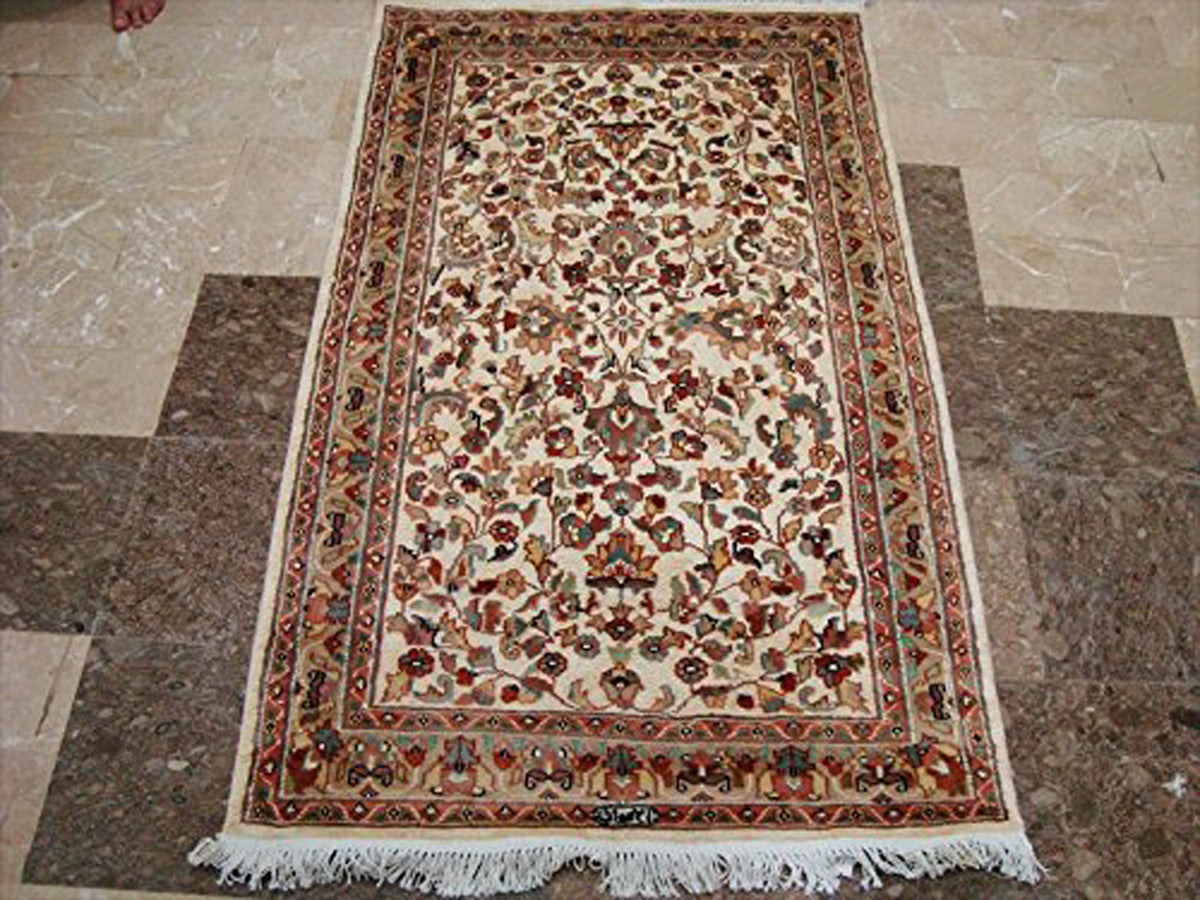 Awesome Ivory Flowers Allover Wool Silk Rectangle Area Rug Hand Knotted Carpet (5 x 3)'
