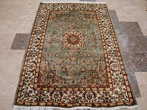 Awesome Exotic Grey Silver Floral Medallion Area Rug Hand Knotted Wool Silk Carpet (6 x 4)'