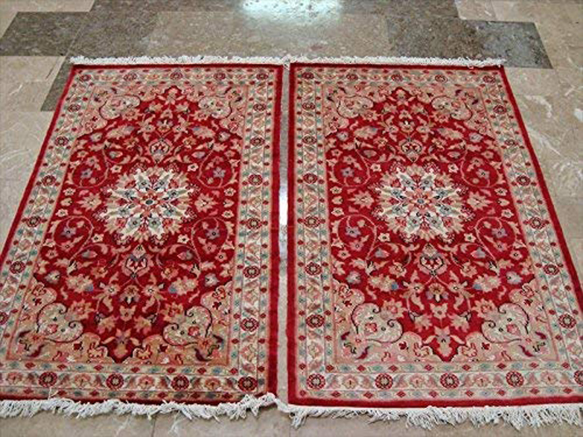 Awesome Love Red Floral Hand Knotted Oriental Rug Wool Silk Carpet Pair (4 x 2.6)'