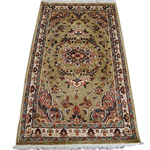 Exclusive Ivory Medallion Flowers Oriental Area Rug Hand Knotted Wool Silk Carpet (5 x 3)'