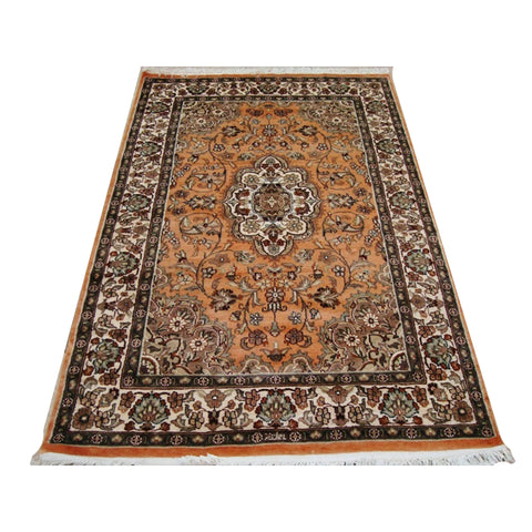 Floral Medallion Designed Oriental Area Rugs Wool Silk Hand Knotted Carpet (6 x 4)'