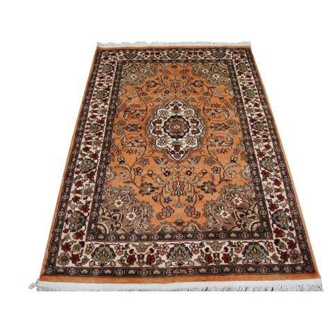 Awesome Floral Medallion Area Rug Hand Knotted Silk Wool Carpet (6 x 4)'