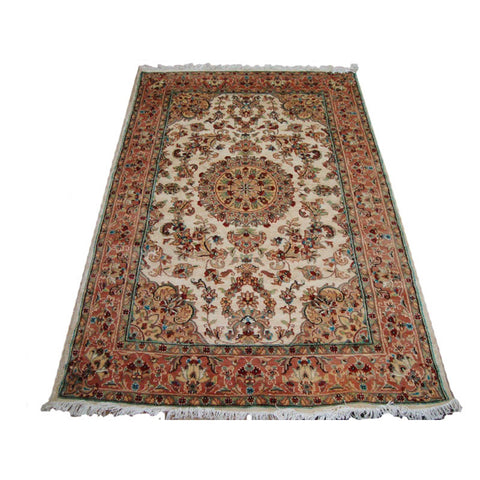 Awesome Ivory Medallion Flowers Rectangle Area Rug Hand Knotted Wool Silk Carpet (6 x 4)'